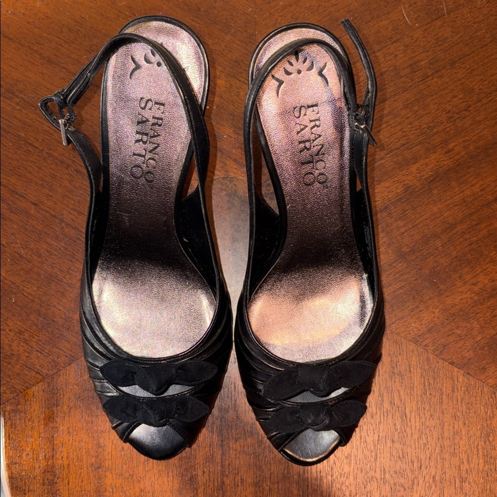 Franco Sarto heels Leather Peep-Toe Slingback wedge heels Black/ front 2
Bows - Picture 4 of 15